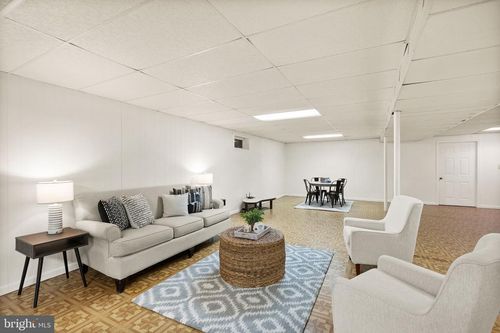 375 Seven Ponds Rd, AMISSVILLE, VA, 20106-4129 | Card Image