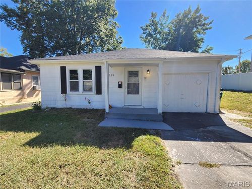 128 Deane Court, St Louis, MO, 63127 | Card Image