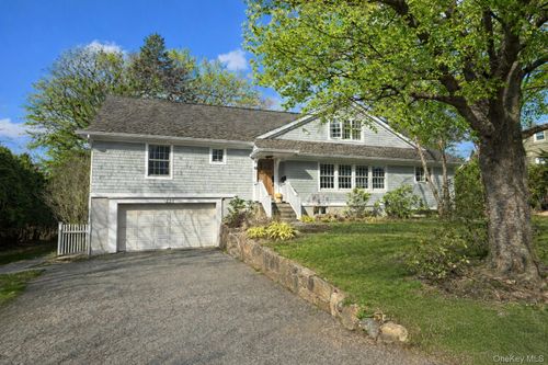 rent-225 S Barry Ave, Mamaroneck, NY, 10543-4104 | Card Image