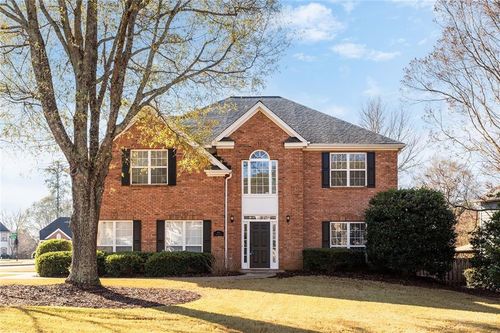 105 Ashbrook Ln, Roswell, GA, 30075-3691 | Card Image