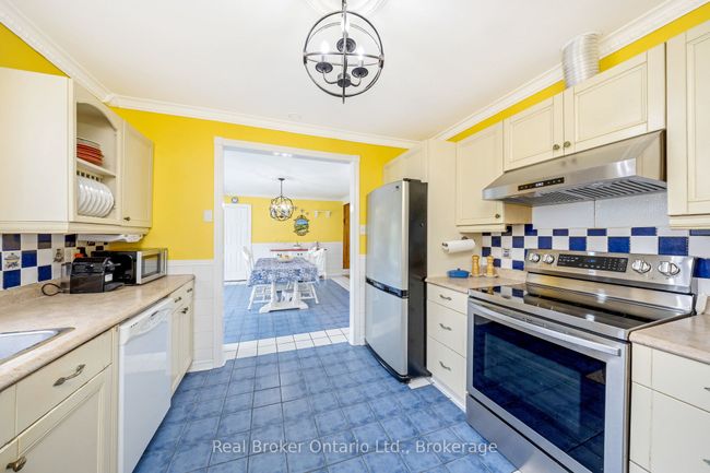 6024 Fourth Line, House other with 5 bedrooms, 3 bathrooms and 10 parking in Orton ON | Image 20