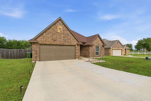 2313 Springhill Ct, Mineral Wells, TX, 76067-3124 | Card Image