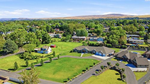 903 W 22nd Pl, Kennewick, WA, 99337-4205 | Card Image