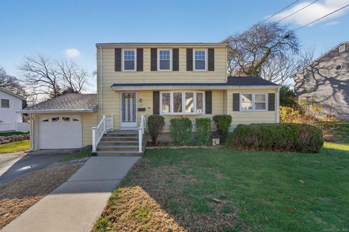 59 Godfrey St, Groton, CT, 06340-5018 | Card Image