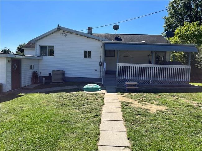 624 6 Th St, House other with 3 bedrooms, 2 bathrooms and 1 parking in Mather PA | Image 18