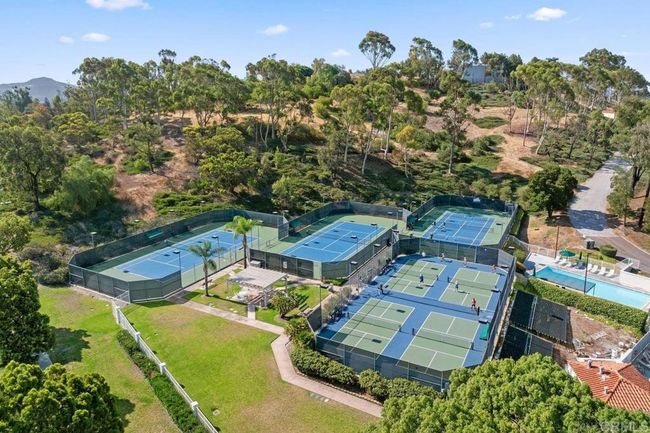 Bernardo Heights community tennis courts | Image 28