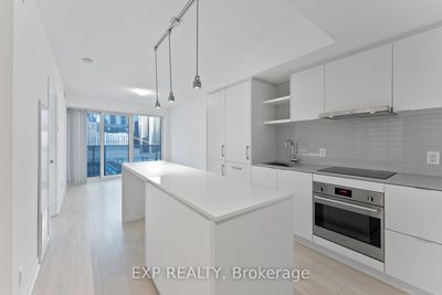 1503 - 88 Harbour St, Condo with 1 bedrooms, 1 bathrooms and null parking in Toronto ON | Image 2