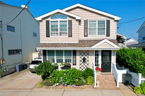 69 Cedarhurst Ave, Point Lookout, NY, 11569-3013 | Card Image