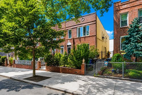 2358 23rd St, Astoria, NY, 11105-3410 | Card Image