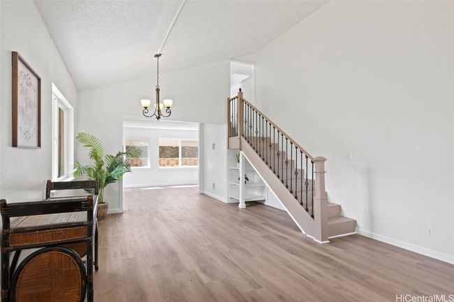 Dining and Entertaining Area | Image 7