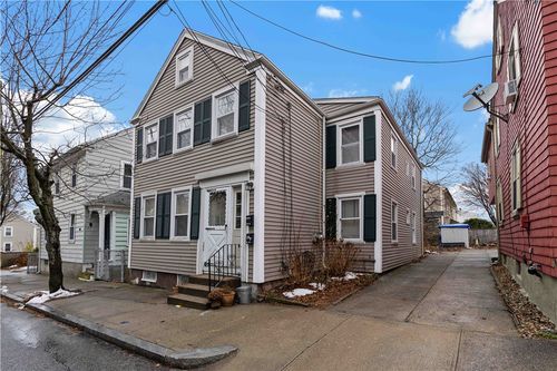 35 Church St, Warren, RI, 02885-3119 | Card Image