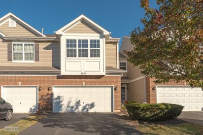 3989 Evans Court, Townhouse with 3 bedrooms, 2 bathrooms and 2 parking in Yorkville IL | Image 1