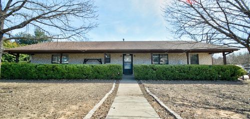 306 Ranchero Rd, Kerrville, TX, 78028-6231 | Card Image