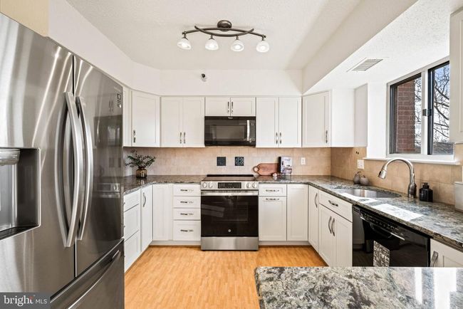 2-502 - 5802 Nicholson Ln, Condo with 3 bedrooms, 2 bathrooms and null parking in NORTH BETHESDA MD | Image 27