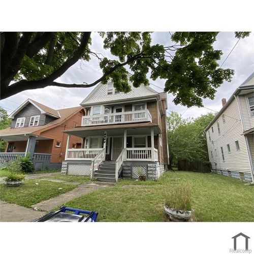 9714 Orleans Ave, Cleveland, OH, 44105-2230 | Card Image