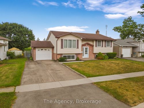 36 Robert St, Welland, ON, L3B5T9 | Card Image