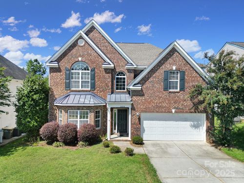 2275 Laurens Dr, Concord, NC, 28027-7637 | Card Image