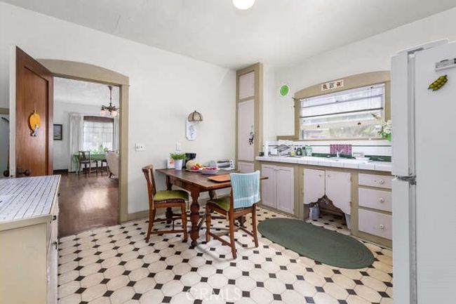 Kitchen view | Image 16
