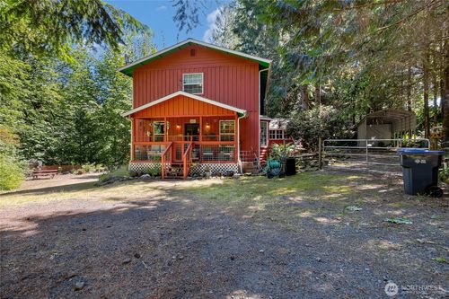 600 N Beacon Point Loop N, Lilliwaup, WA, 98555-9602 | Card Image