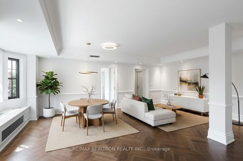 407-2 Clarendon Ave, Toronto, ON, M4V1H9 | Card Image