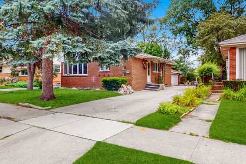 5539 Theobald Rd, Morton Grove, IL, 60053-3147 | Card Image