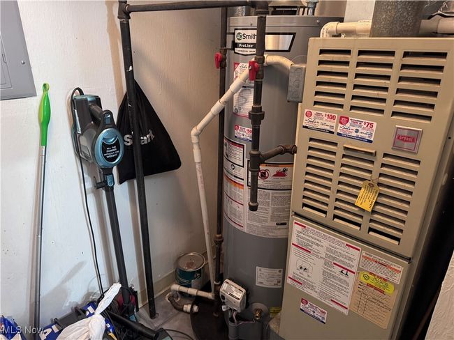 Newer Hotwater tank. | Image 23