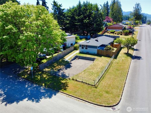 1105 S I St, Port Angeles, WA, 98363-5315 | Card Image