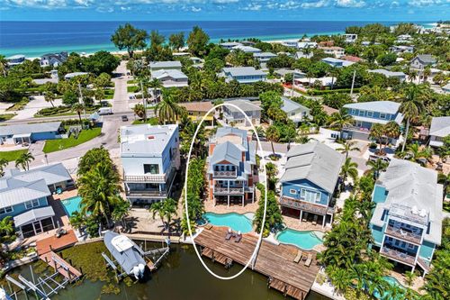203 N Harbor Dr, HOLMES BEACH, FL, 34217-1917 | Card Image