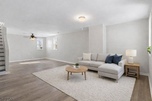 415 Wood St, Burlington City, NJ, 08016-4505 | Card Image