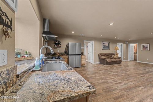 b-1-b-2-b-4-and-common-ar-2300 Temple Hill Rd, Reno, NV, 89521-8392 | Card Image