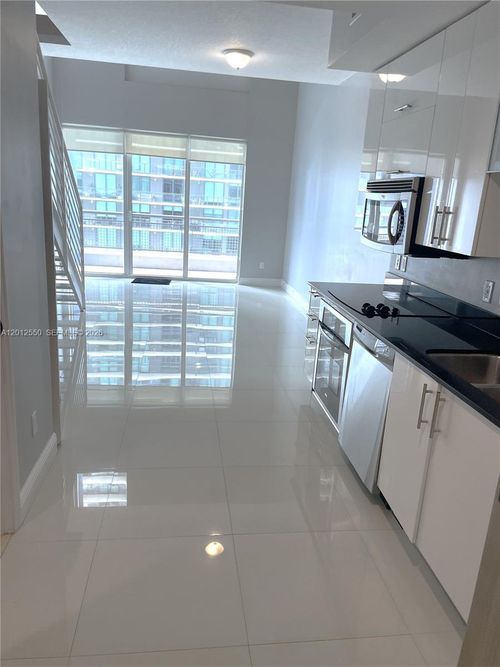 2414-60 Sw 13th St, Miami, FL, 33130-4352 | Card Image