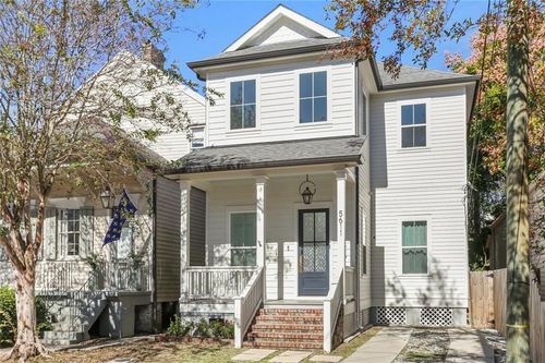 5611 Annunciation St, New Orleans, LA, 70115-2001 | Card Image