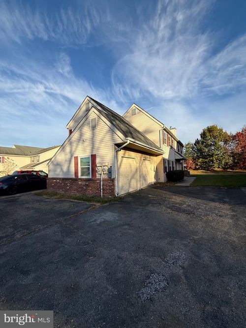 b-162 Willow Turn, Mount Laurel, NJ, 08054-3143 | Card Image