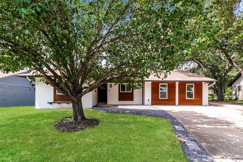 2309 Southern Oaks Dr, Austin, TX, 78745-2732 | Card Image