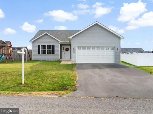 50 Shuykill Dr, MARTINSBURG, WV, 25403-0988 | Card Image