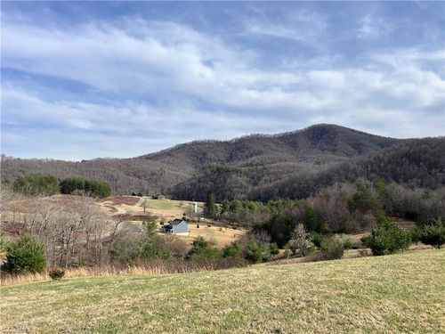 14 Fox Crest Overlook, Laurel Springs, NC, 28644 | Card Image