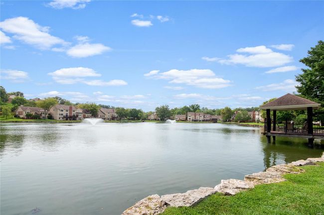 1519 Mallard Landing Ct, Condo with 4 bedrooms, 4 bathrooms and 2 parking in Chesterfield MO | Image 66