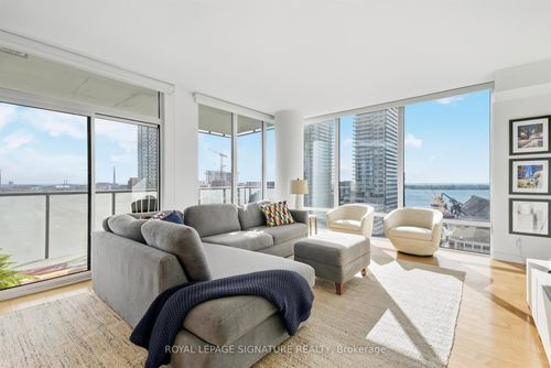 1611-1 Market St, Toronto, ON, M5E0A2 | Card Image