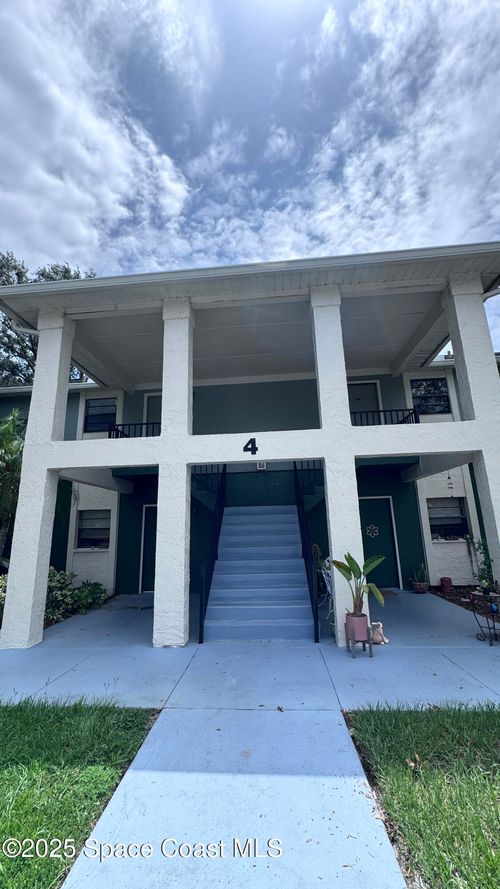 2216 Flower Tree Cir, Melbourne, FL, 32935-3349 | Card Image