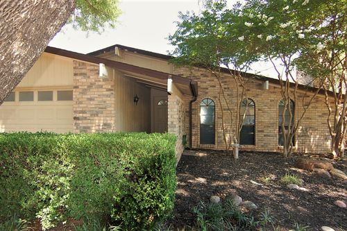 2619 Creekview Drive, Arlington, TX, 76016 | Card Image