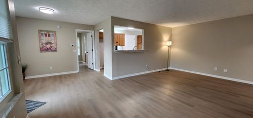 7-29 Highland Meadows Cir, Highland Heights, KY, 41076-1780 | Card Image