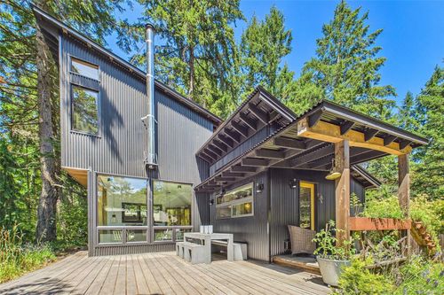 182 Colvilleton Trail, Protection Island, BC, V9R6R1 | Card Image