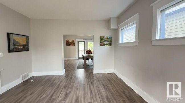 9862 76 Ave Nw, House other with 6 bedrooms, 3 bathrooms and null parking in Edmonton AB | Image 16