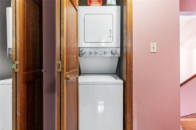 607 Brookhaven Ln, Condo with 2 bedrooms, 3 bathrooms and 2 parking in Woonsocket RI | Image 18