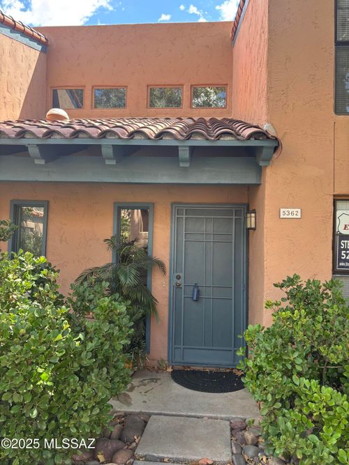 5362 N Calle Del Rocio, Tucson, AZ, 85750-6409 | Card Image