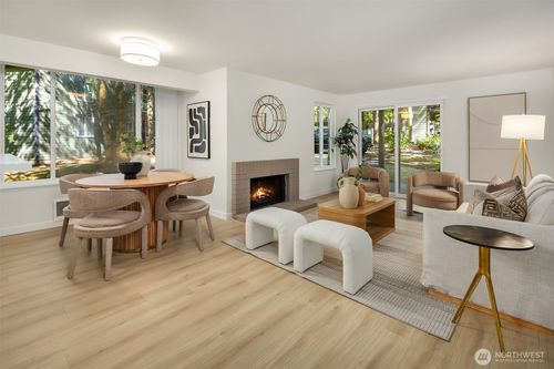 22a-14415 Ne 30th Pl, Bellevue, WA, 98007-3222 | Card Image