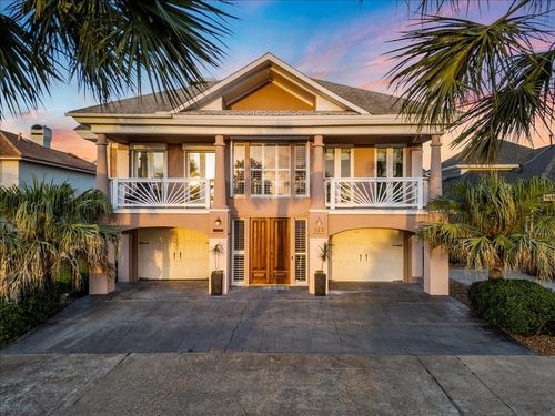 123 Port St, San Leon, TX, 77539-2243 | Card Image
