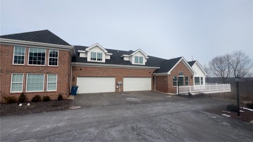1558 Parkwood Pointe Dr, Crescent, PA, 15046-3816 | Card Image