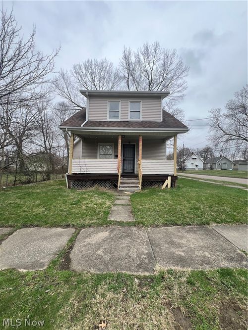 547 Van Everett Ave, Akron, OH, 44306-2132 | Card Image