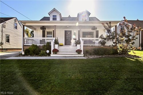180 Davenport Ave, Akron, OH, 44312-1649 | Card Image